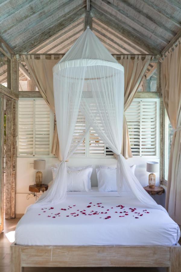 Cocowhite Villa Seminyak Dış mekan fotoğraf