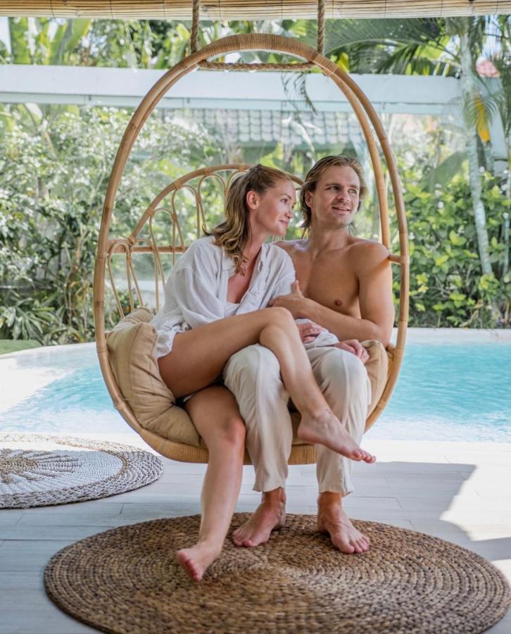 Cocowhite Villa Seminyak Dış mekan fotoğraf