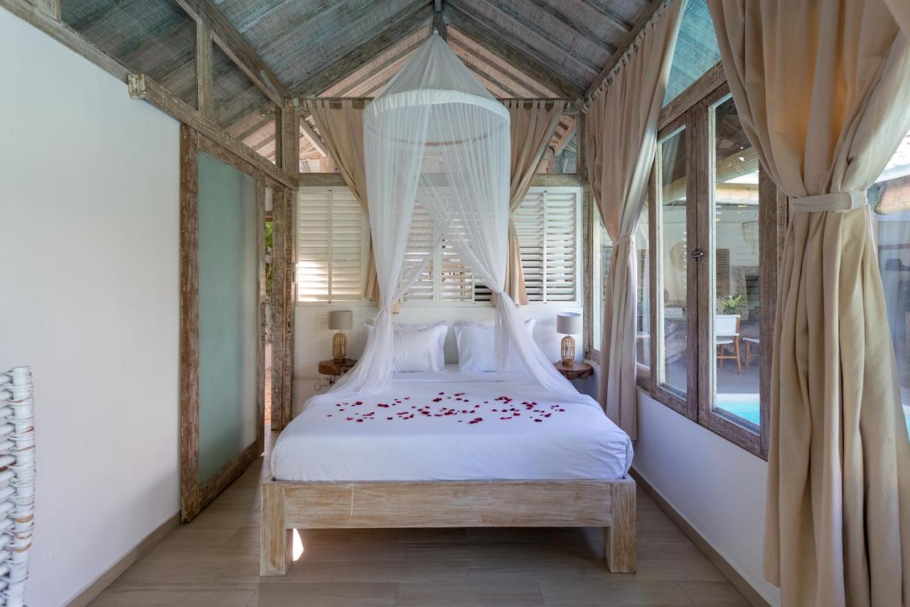 Cocowhite Villa Seminyak Dış mekan fotoğraf