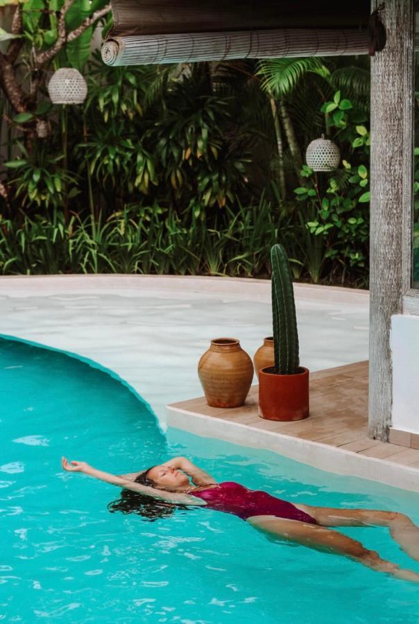 Cocowhite Villa Seminyak Dış mekan fotoğraf