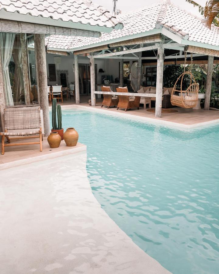 Cocowhite Villa Seminyak Dış mekan fotoğraf
